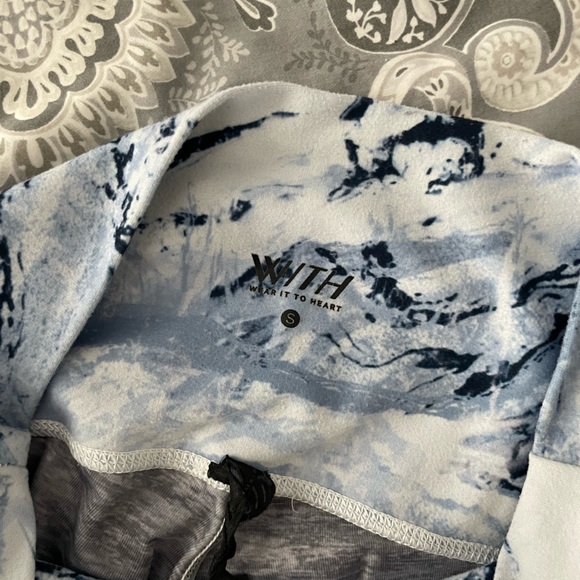 WITH Peloton Geode Set - Picture 4 of 4